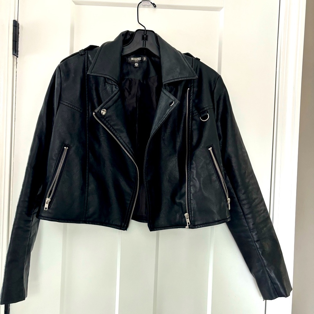 2/$20 Missguided Black Faux Suede Cropped Moto Jacket Biker size 4